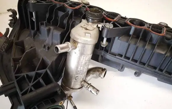 BMW X6 E71 EGR valve cooler 850733403 8507334-03