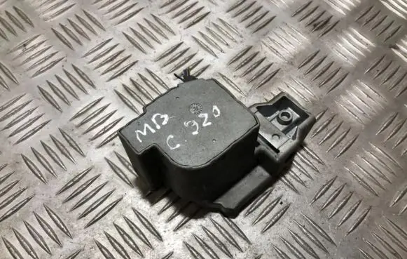 Mercedes-Benz C W202 Steering wheel lock 