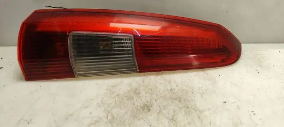 Volvo V70 Rear/tail lights 9154493