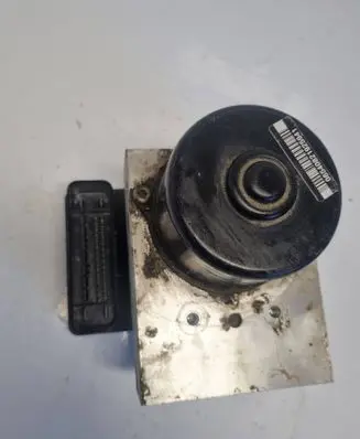 Volvo S60 ABS Pump 30643982 10092504053 5WK84034
