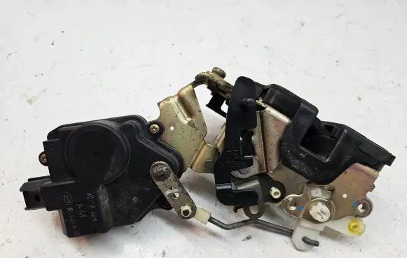 KIA Sportage Rear door lock