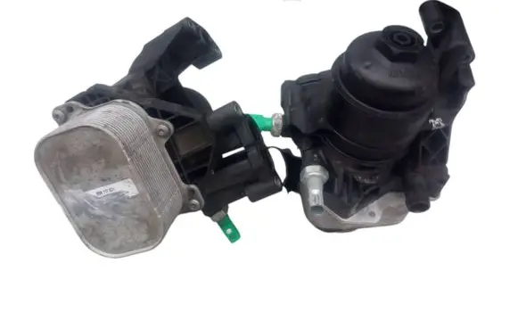 Skoda Octavia Mk3 (5E) Oil filter mounting bracket 03N117021