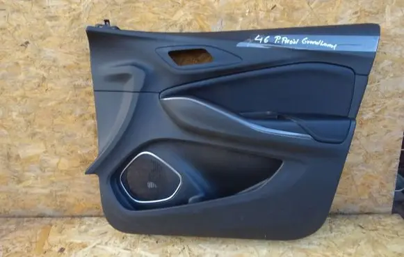 Opel Grandland X Trunk/boot side trim panel