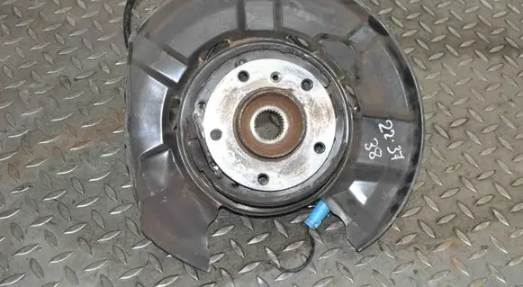 BMW X1 E84 Rear wheel hub