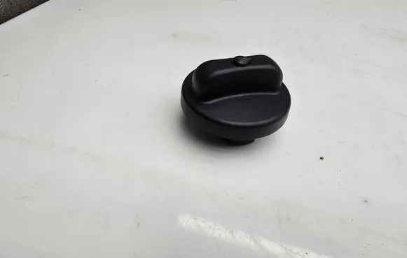 Mercedes-Benz Sprinter W906 Fuel tank filler cap A0004704605001