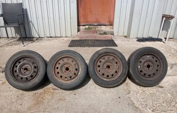 Suzuki Swift I R15 steel rim 