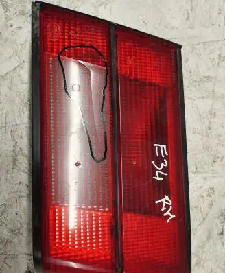 BMW 5 E34 Tailgate rear/tail lights 13400200