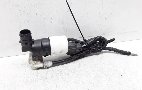 Ford Grand C-MAX Windscreen/windshield washer pump BK2117K624BA AV6117K624AA