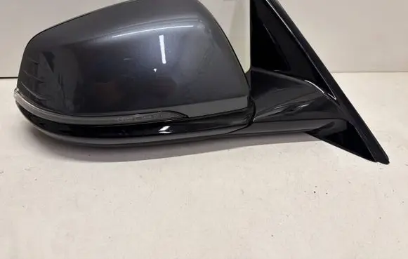 BMW 1 F40 Front door electric wing mirror