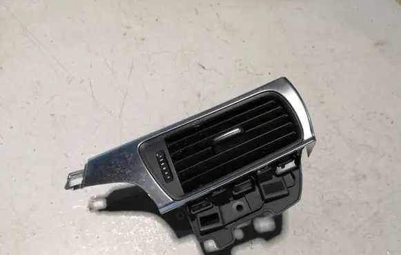Audi A6 S6 C7 4G Dashboard side air vent grill/cover trim 4G1820901