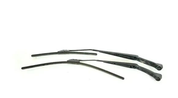 Subaru Outback Windshield/front glass wiper blade 7848 7847