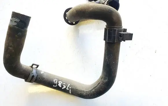 Engine coolant pipe/hose