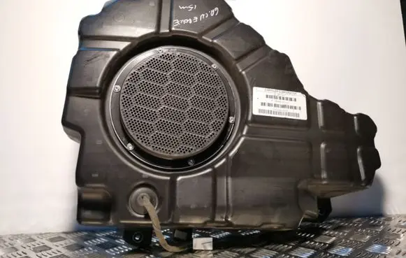 Jeep Grand Cherokee Subwoofer speaker 05064610AC