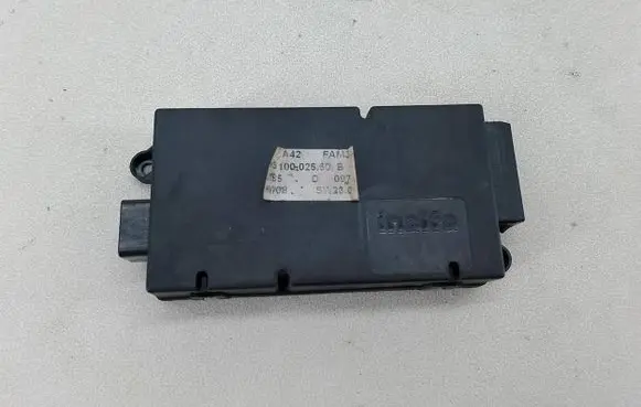 Citroen C3 Pluriel Other control units/modules 100.025.60B