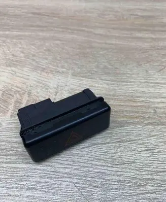 BMW 5 E39 Hazard light switch 8350947
