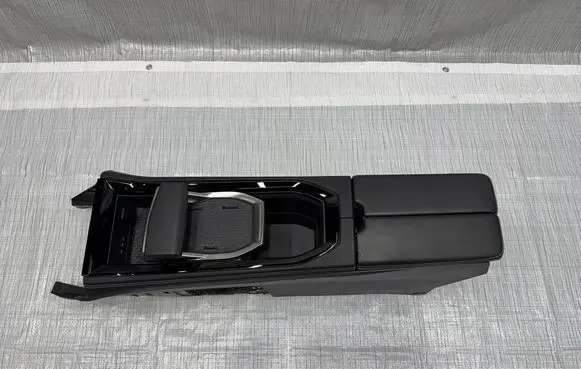 Renault Kangoo II Center console