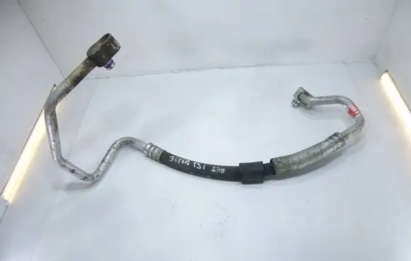 Air conditioning (A/C) pipe/hose