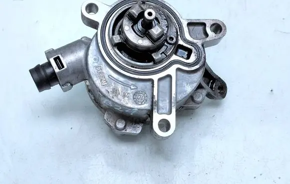 Volvo XC90 Vacuum pump 31219463