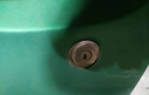 Citroen Xsara Picasso Front door lock (next to the handle) 
