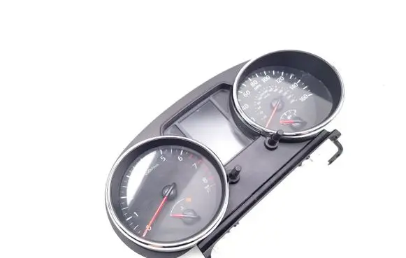 Speedometer (instrument cluster)