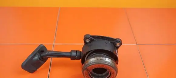 Ford Mondeo MK V Clutch slave cylinder 510023010 T7CE