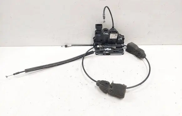 Loading door lock