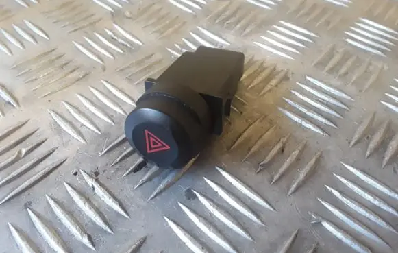 KIA Sorento Hazard light switch 937303E000 864W0140