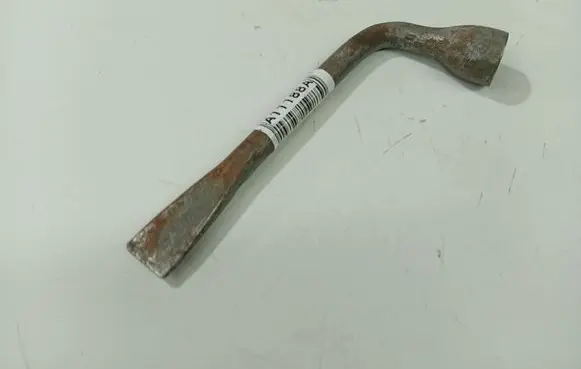 Toyota Corolla Verso AR10 Wheel nut wrench 