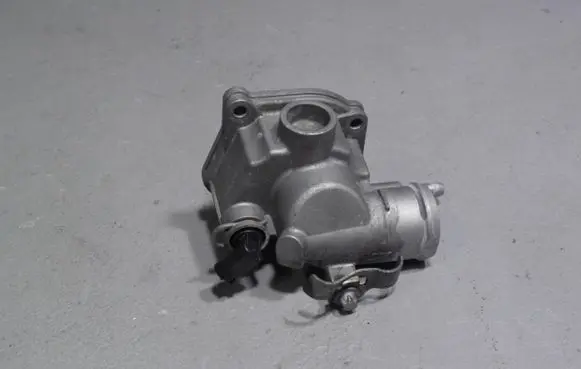 Mercedes-Benz Vito Viano W639 Thermostat/thermostat housing A6112031975