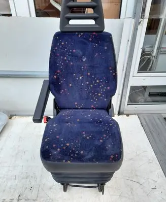 Iveco Daily 3rd gen Front driver seat 504027923