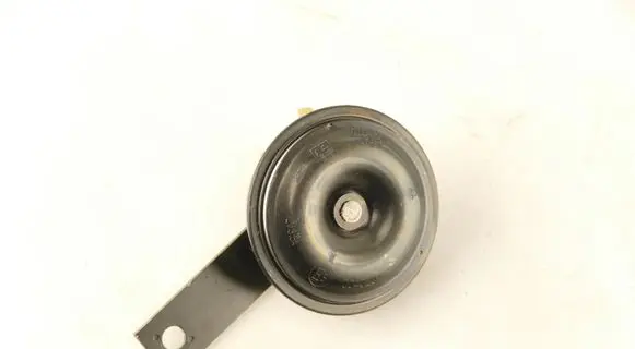 Nissan X-Trail T32 Horn signal HR190111
