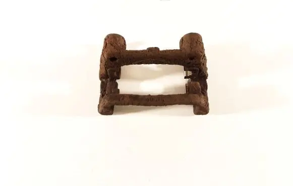 Opel Astra G Brake caliper pad carrier rear 
