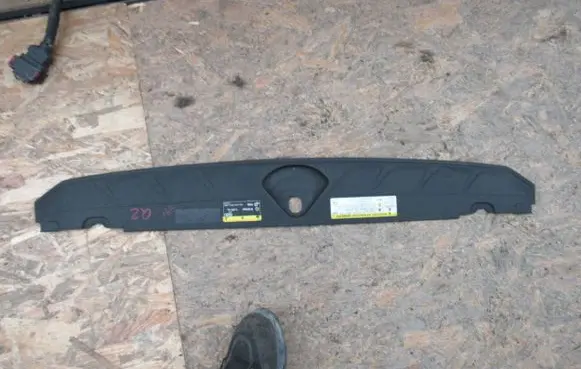 Audi SQ2 GA Engine bonnet/hood lock trim molding 81A807084 AU276