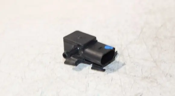 BMW X3 F25 Exhaust gas pressure sensor 7805152