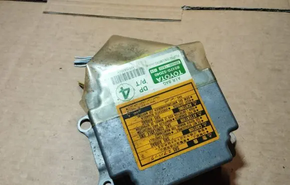 Toyota Yaris Airbag control unit/module 8917052040