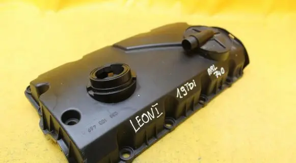 Rocker cam cover