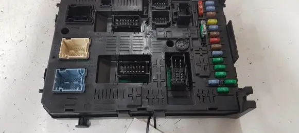 Peugeot 308 Comfort/convenience module 281197595 281164872
