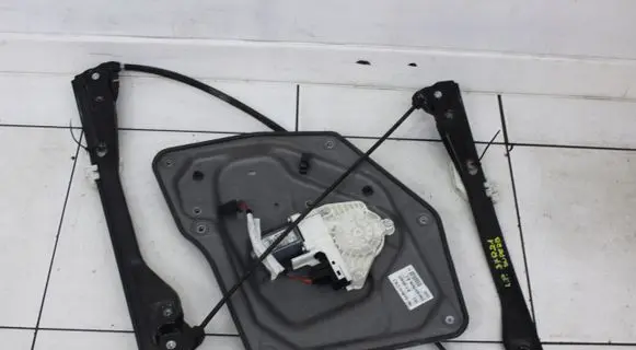 Skoda Superb B8 (3V) Front door window regulator with motor 3T0837401A