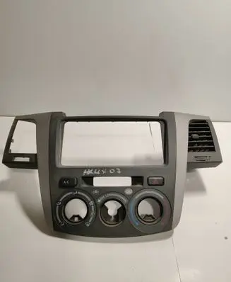 Toyota Hilux (AN10, AN20, AN30) Radio/GPS head unit trim 554200K010 2300010