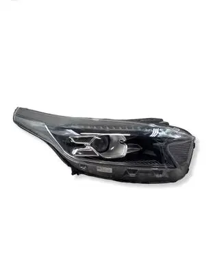 KIA Xceed Headlight/headlamp 92102J7300