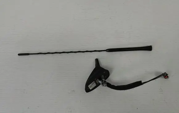 Ford Focus ST Aerial GPS antenna AM5T18828BF