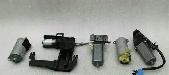 Mercedes-Benz S W221 Seat adjustment motor A2219102036