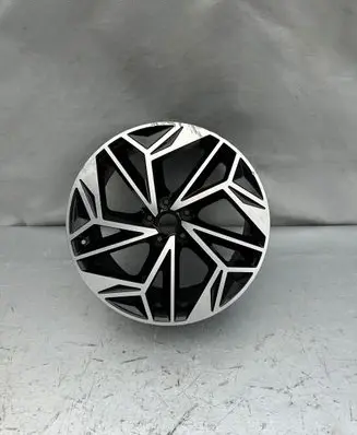 R20 alloy rim
