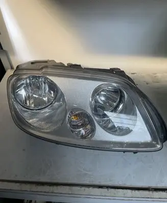 Volkswagen Caddy Headlight/headlamp 2K0941006B