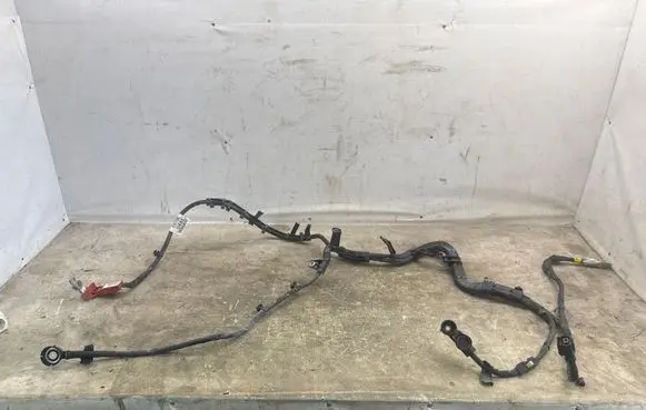 Ford Focus Positive cable (battery) NX6T14300UAAE
