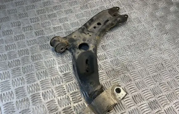 Front lower control arm/wishbone