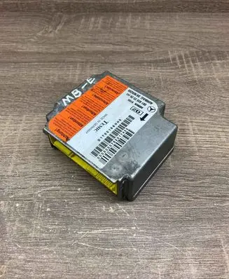 Mercedes-Benz E W211 Airbag control unit/module 0018202326