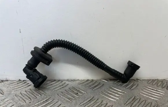 BMW 3 F30 F35 F31 Vacuum line/pipe/hose 7602057