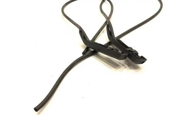 Peugeot 3008 II Windshield washer spray nozzle 