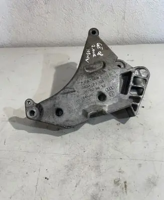 Engine mounting bracket
